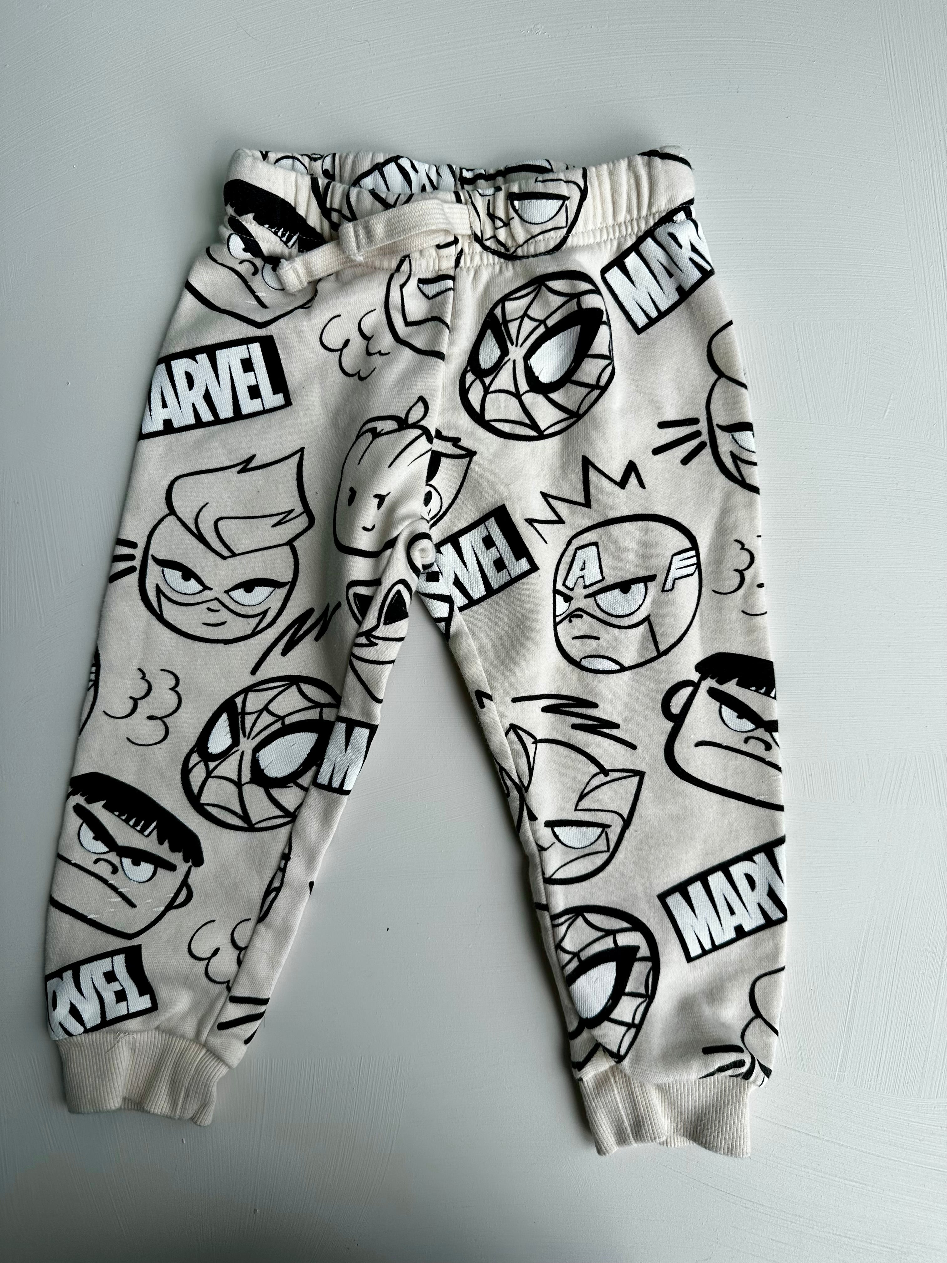 Jogging Marvel H&M 1 1/2-2 ans | seconde main