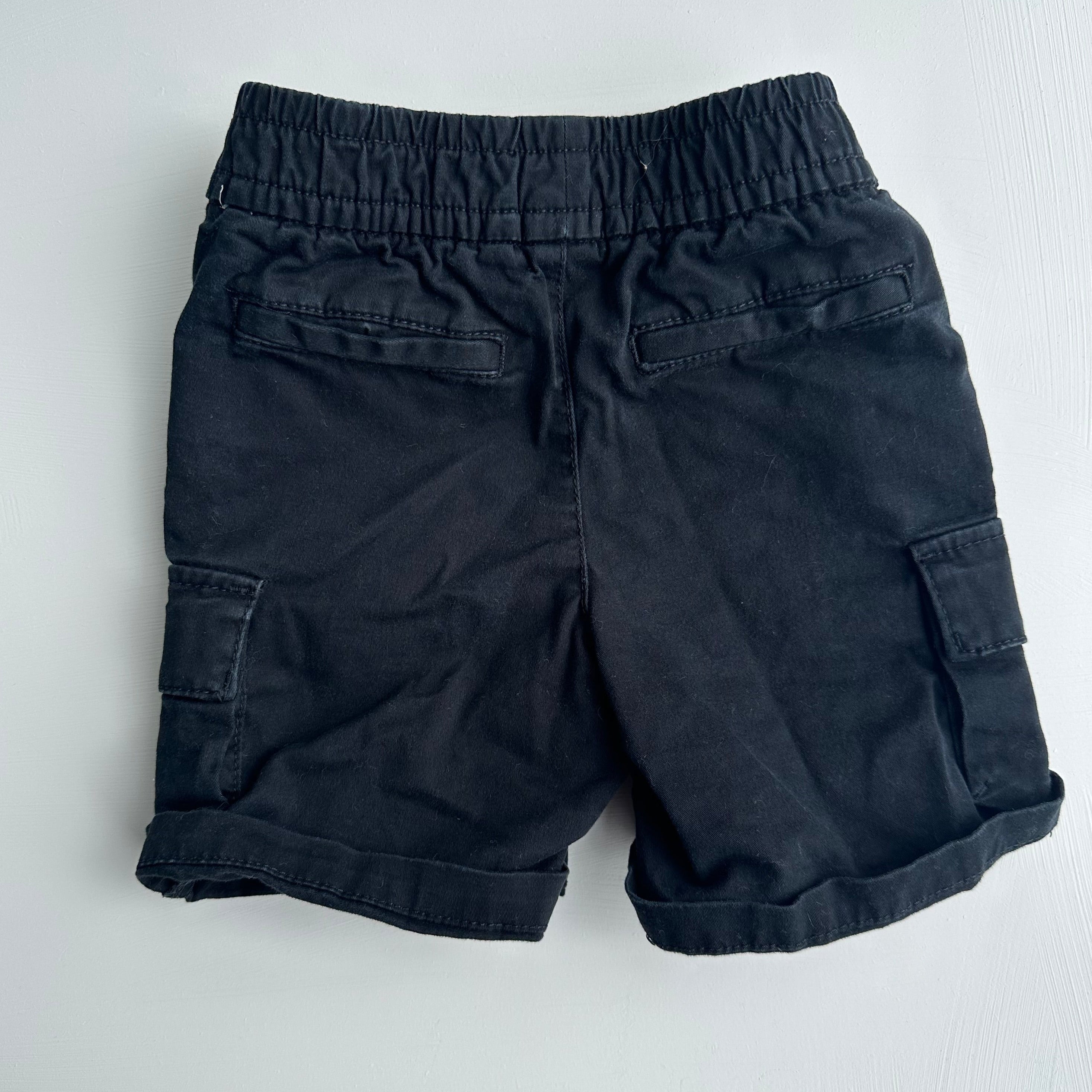 Short noir | Gap | 3 ans