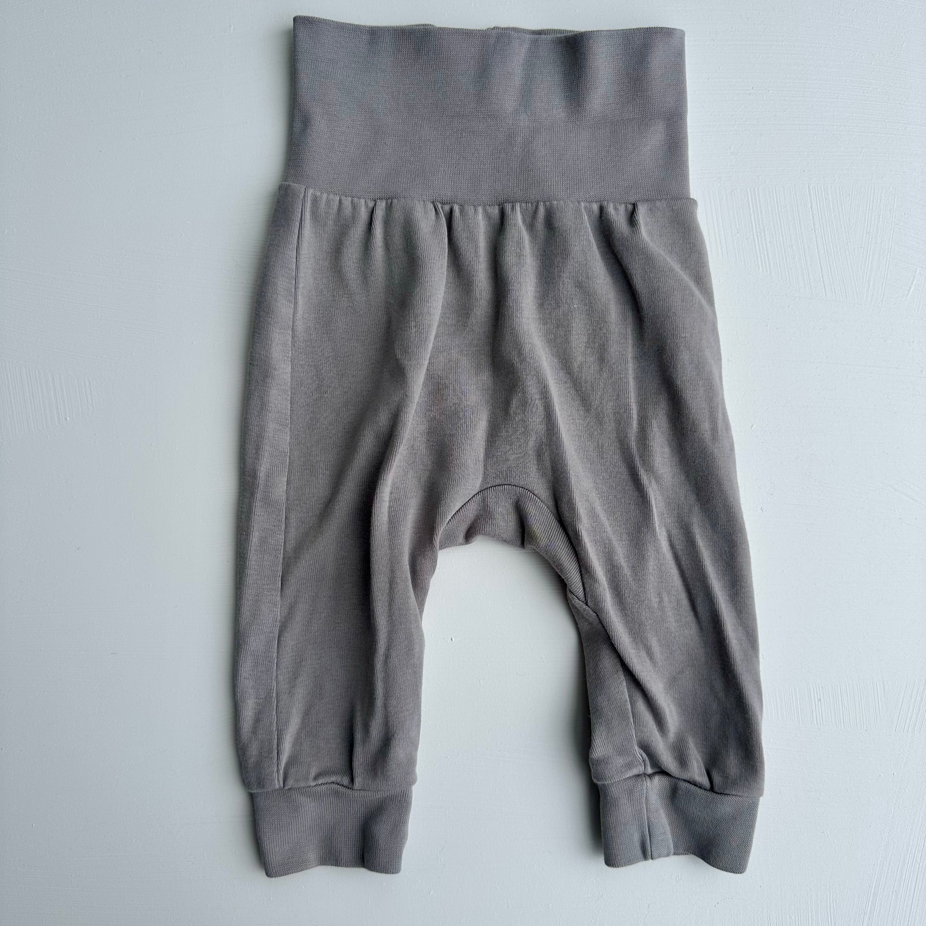 Pantalon gris H&M 2-4 mois | Seconde main